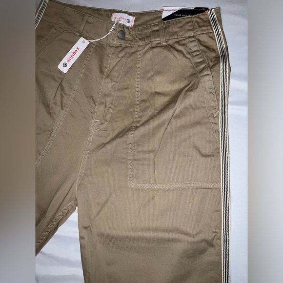 Sundry button fly tan pants with stripe down the legs nwt size 31 - Picture 4 of 14